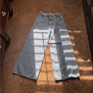 Universal Thread Denim Wide Leg Jeans